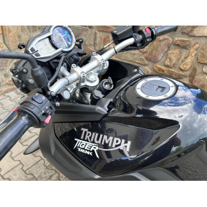 Triumph Tiger 800